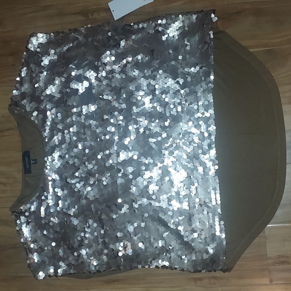 Karen Kane Mojave Sun sequin front blouse NWT - Picture 4 of 7